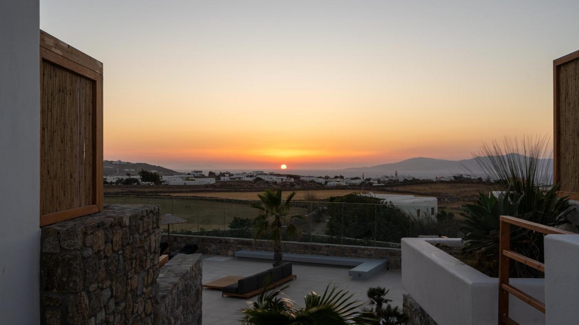 Regency Sunset Suites Mykonos Town Dış mekan fotoğraf